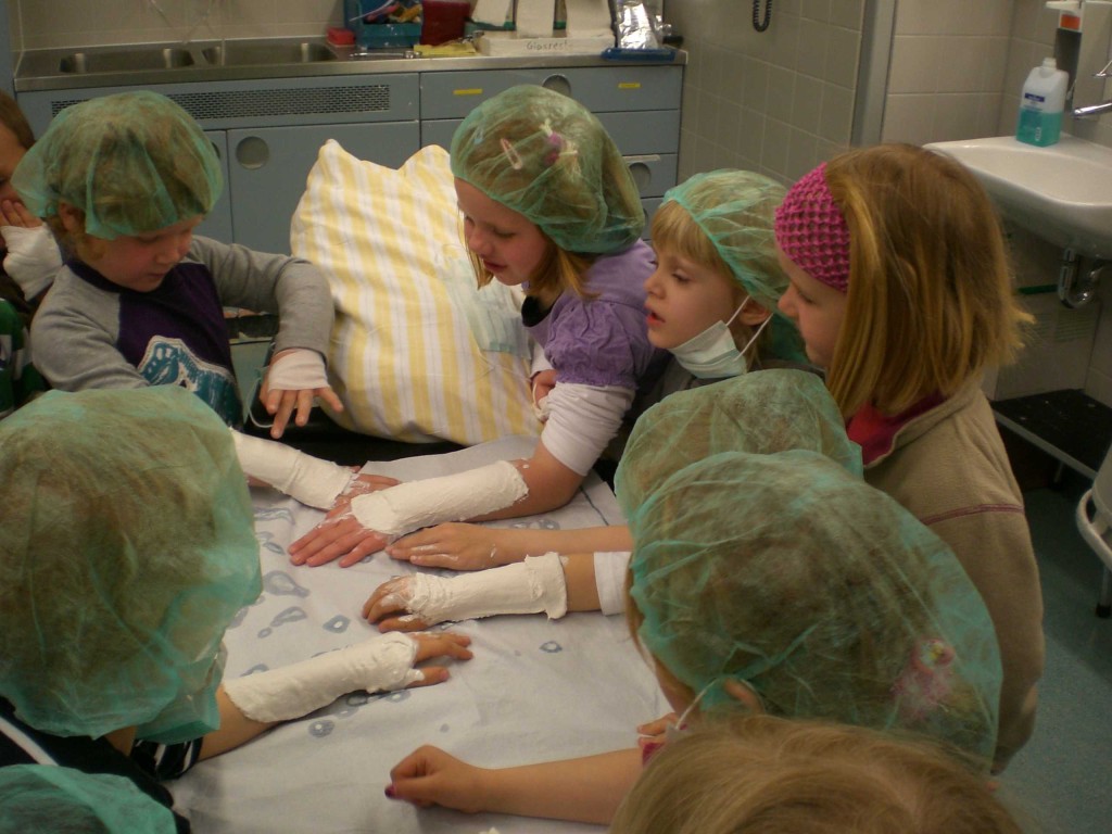 Erste-Hilfe-Kurs im Kindergarten St. Martin