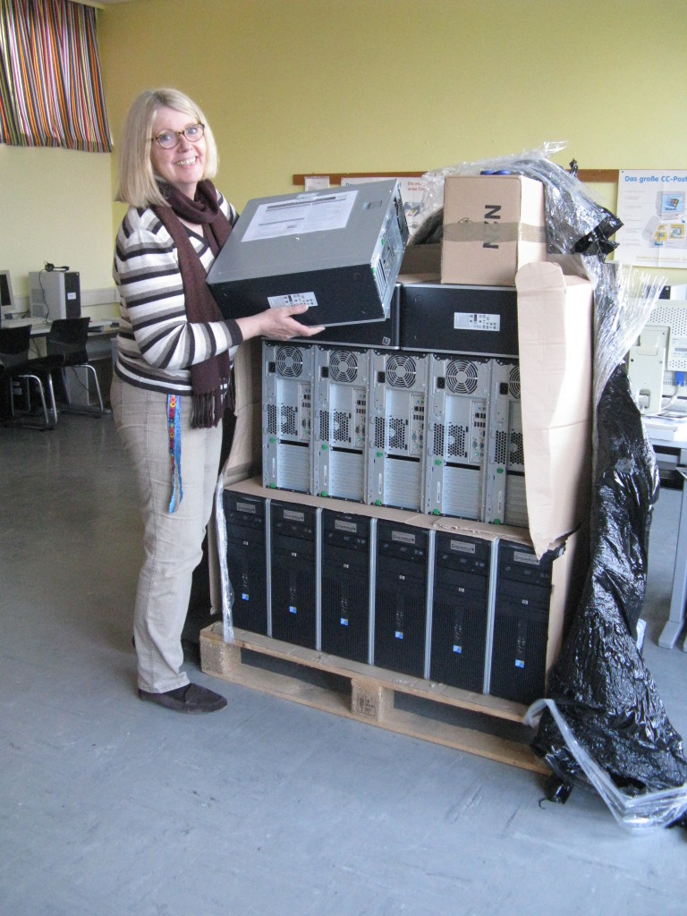 16 neue PCs für die Grundschule Lühnde