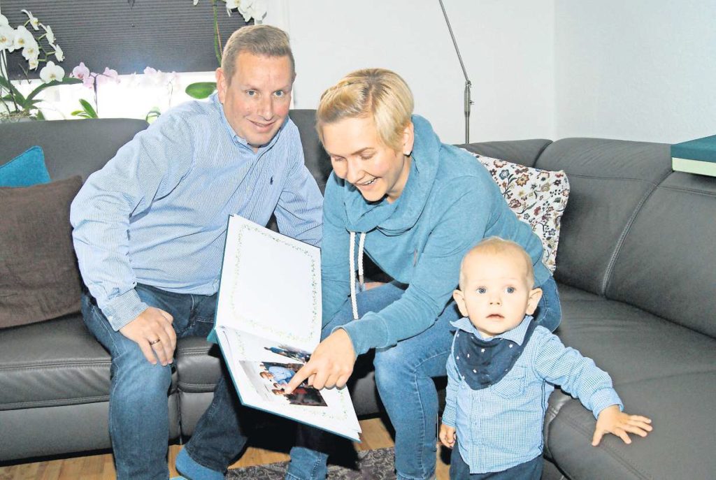 Eine Schachtel voller Kindheitserinnerungen – Wie die Kirchengemeinde Zwölf-Apostel Sarstedt-Land junge Familien an sich binden und zusammenführen möchte
