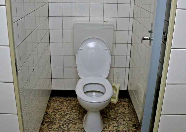 Nach langem Protest: neue Grundschul-Toiletten für Lühnde