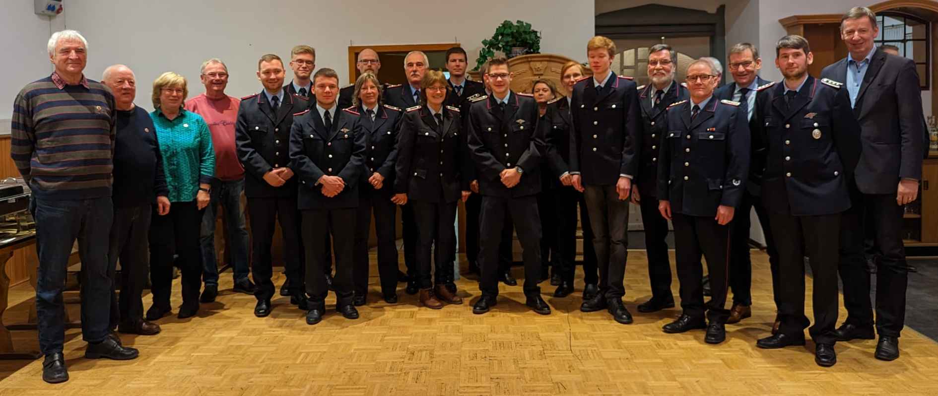 Lukas Holze wird zum neuen stellvertretenden Ortsbrandmeister der Freiwilligen Ortsfeuerwehr Lühnde gewählt