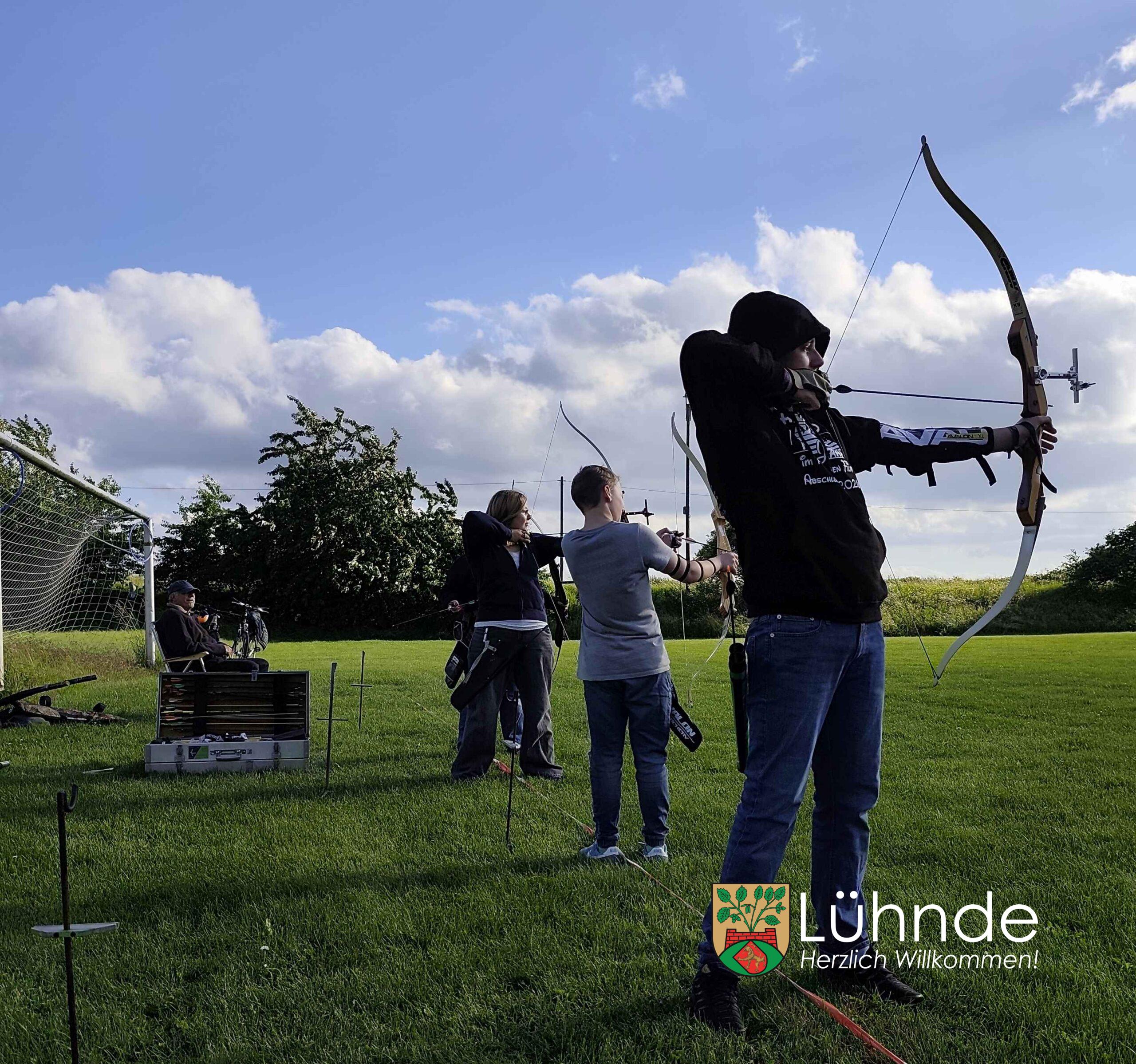 Bogensparte trotzt Wind und Wetter