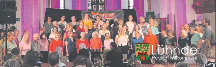 Mittsommerkonzert begeistert in der Lühnder St. Martin-Kirche: Viel Applaus für zwei Chöre